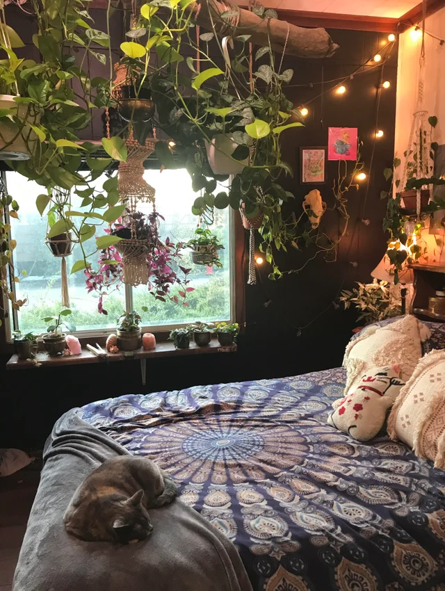 hippie aesthetic room decor